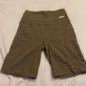 Whitney Simmons x Gymshark cycling shorts Dandelion Brown